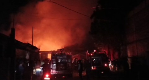 Gudang Kopra di Talang Bakung Terbakar, Damkar Kerahkan 13 Unit Armada